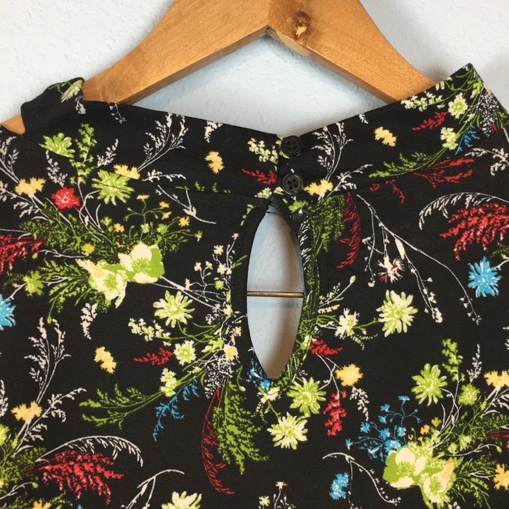Emma Black Floral Blouse - Picture 5 of 7